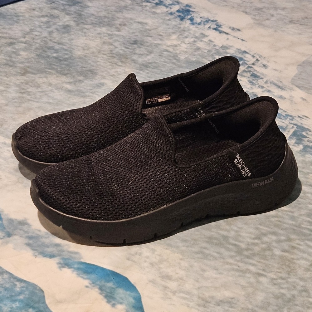 Skechers GO WALK Slip-On Shoes Women's Size 7.5 Black Memory Foam Walking